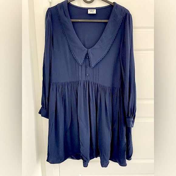 Aritzia babydoll dress in US 2xs - Picture 2 of 4